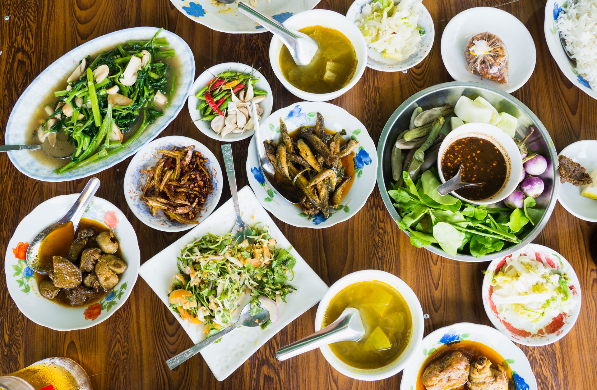 Try food in Myanmar - TourAmigo Blog