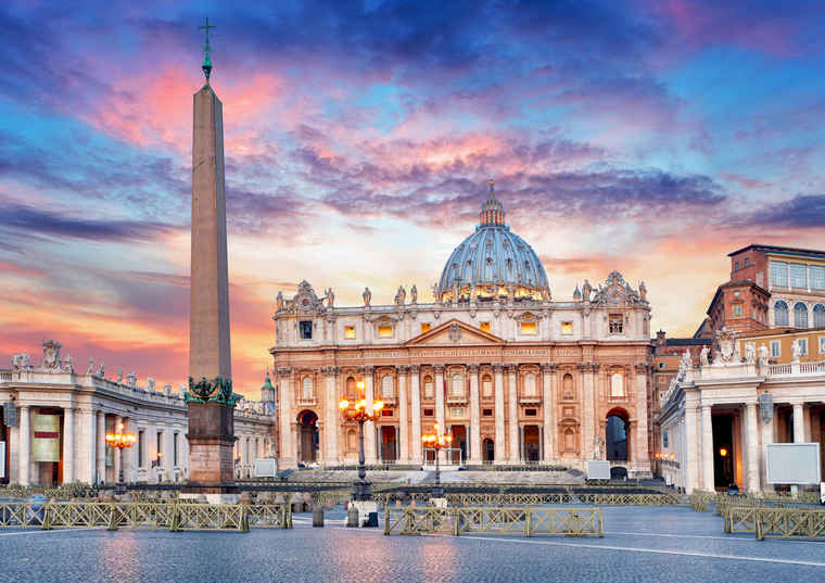 St Peters Basilica, Italy package holidays